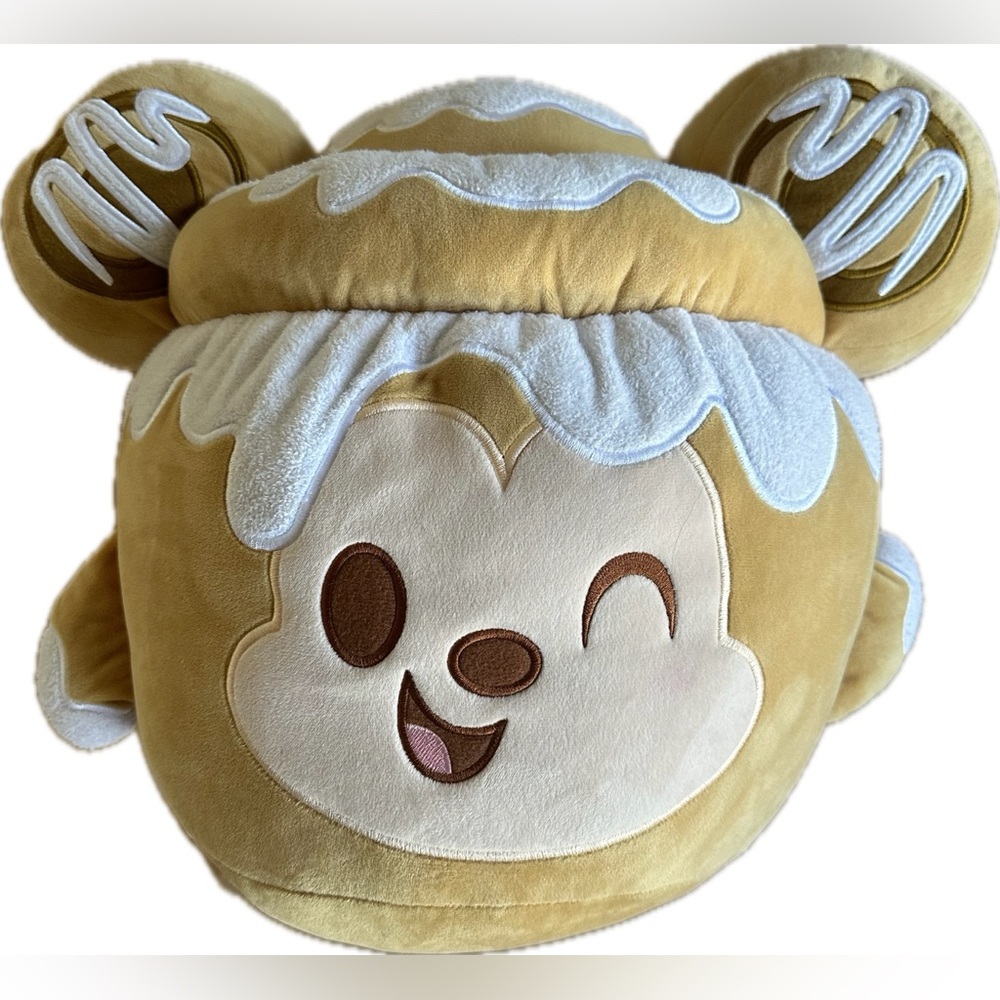 Disney Munchlings Mickey Cinnamon Roll